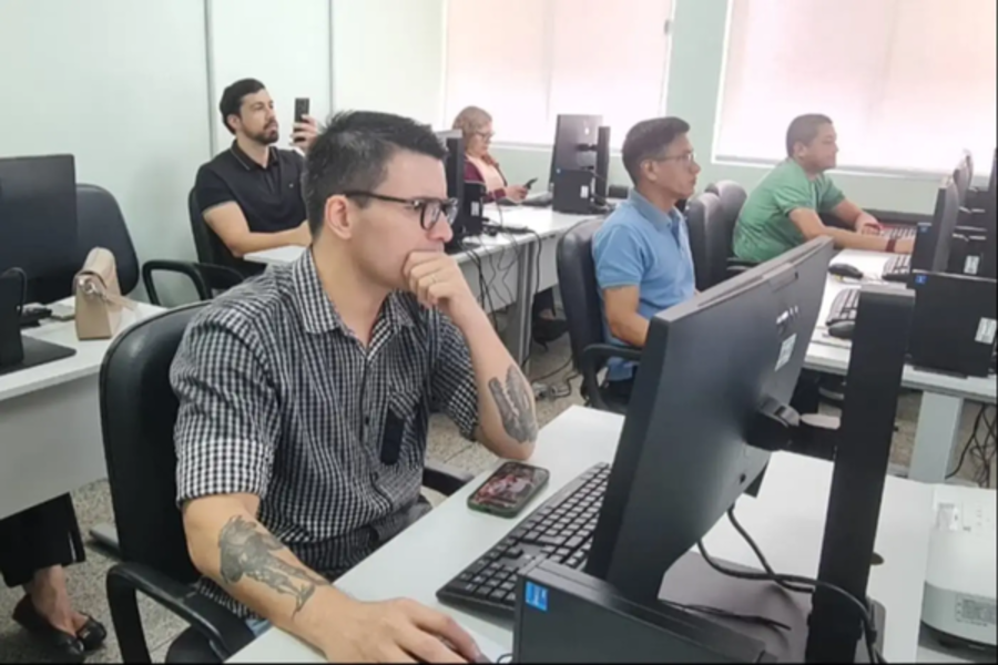 Governo do estado realiza atualização cadastral de servidores aniversariantes de julho para garantir eficiência na gestão pública