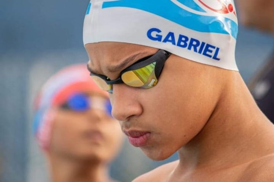 Com apoio do Governo do Estado, atleta amapaense se torna o número um no ranking nacional da natação juvenil 