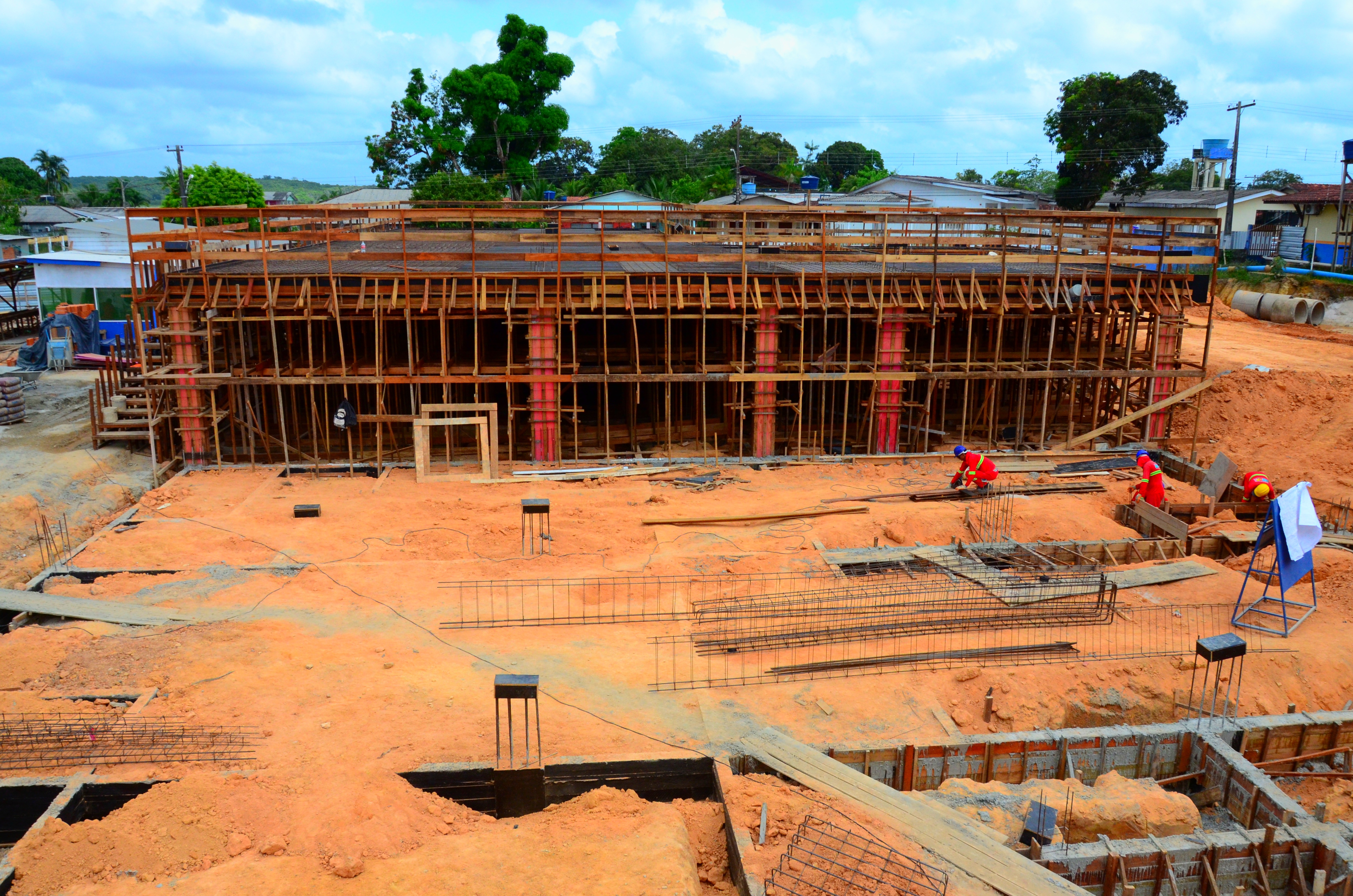 Governo do Amapá inicia construção de blocos e cobertura da laje na 2ª etapa do Hospital Regional de Porto Grande