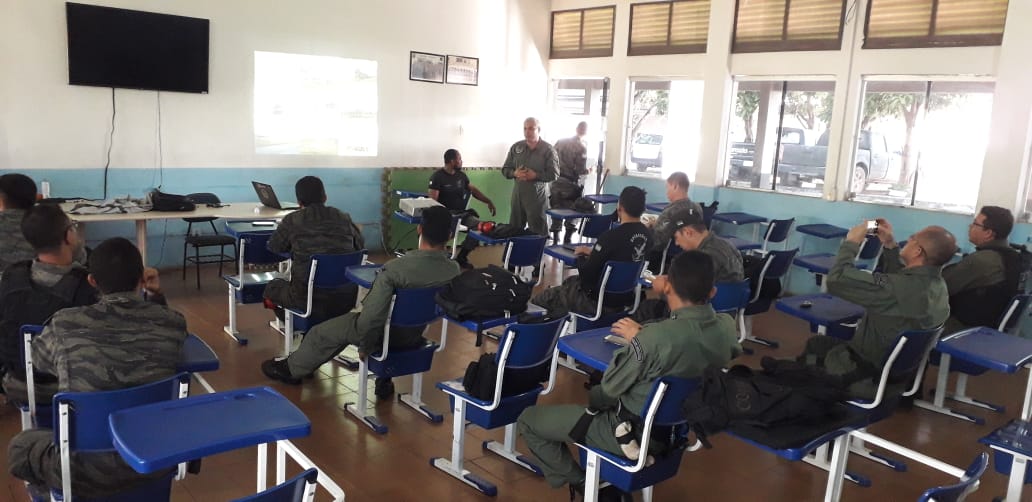 GTA DA SEJUSP RECEBE INSTRUÇÃO DE TIRO NA POLÍCIA MILITAR