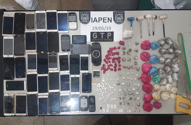 REVISTA EM CELAS DO IAPEN RESULTA NA APREENSÃO DE 39 CELULARES E OUTROS ITENS ILÍCITOS