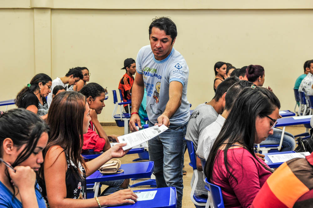 Aulão do Enem encerra com simulado na zona norte