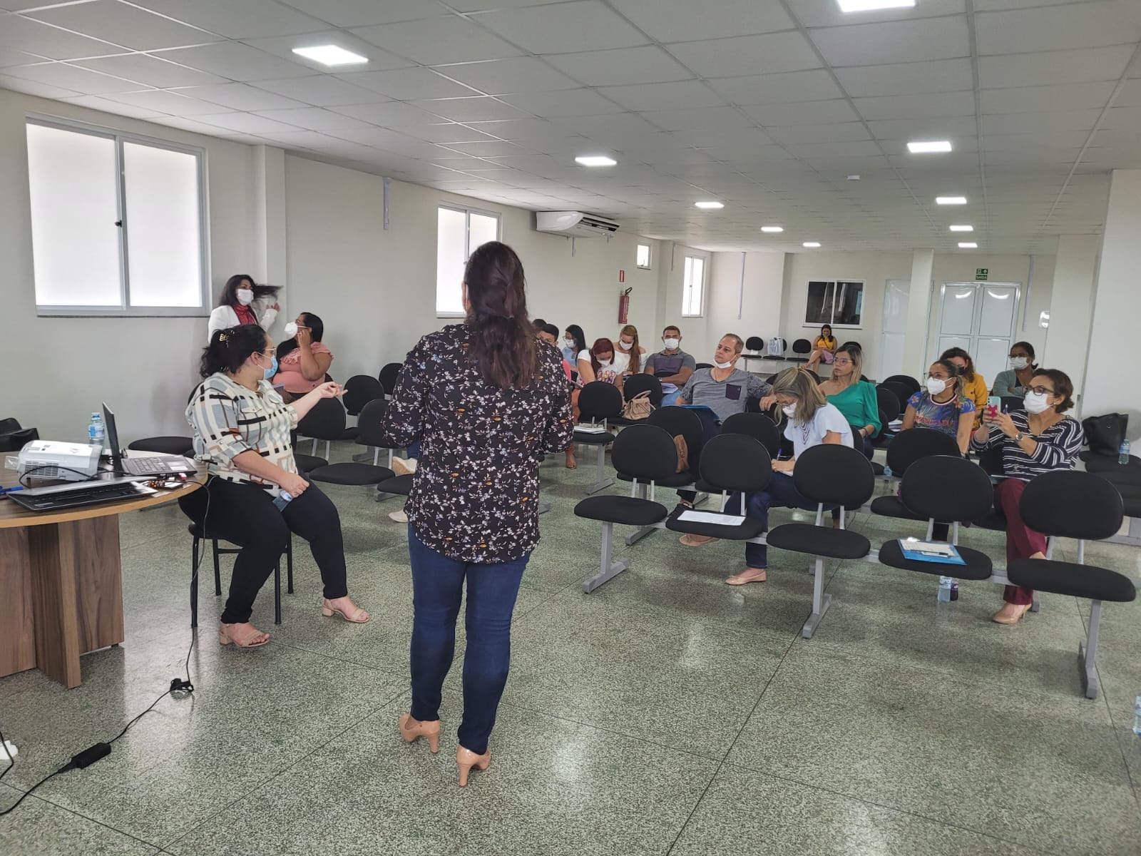 Método Canguru: Governo capacita servidores de Macapá sobre cuidados com recém-nascidos prematuros