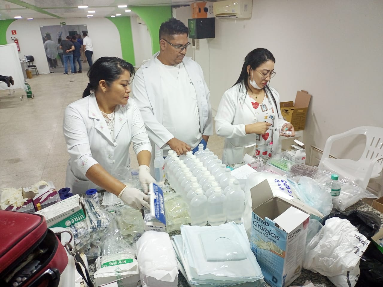 Governo instala posto fixo da saúde para atendimentos clínicos durante desfiles no Sambódromo