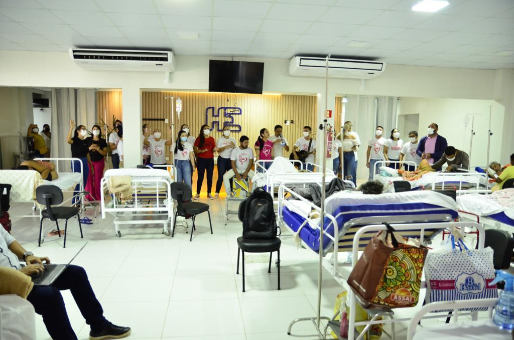 'Traz um alívio para a alma', diz paciente do HE sobre a musicoterapia na recuperação da saúde
