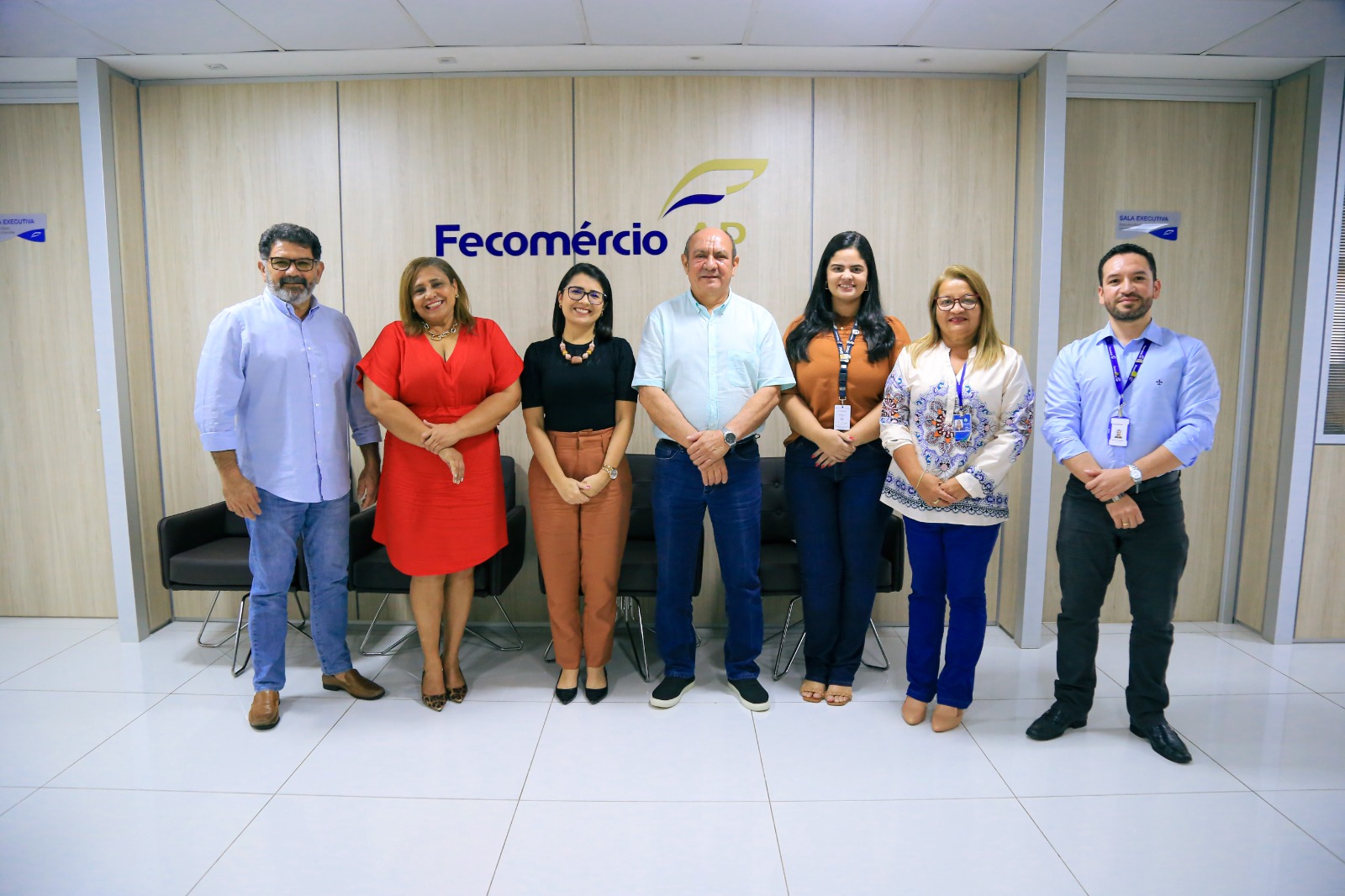 Governo incentiva criação de espaços para mães amamentarem seus bebês no intervalo do trabalho