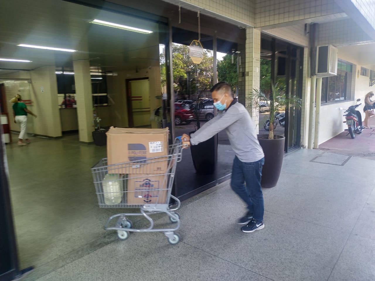 Unidades de saúde do Estado recebem materiais para enfrentamento à covid-19
