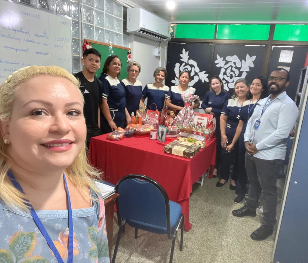 Hospital de Clínicas Alberto Lima segue valorizando servidores Os servidores recebem homenagens mensalmente, como forma de valorização do trabalho.