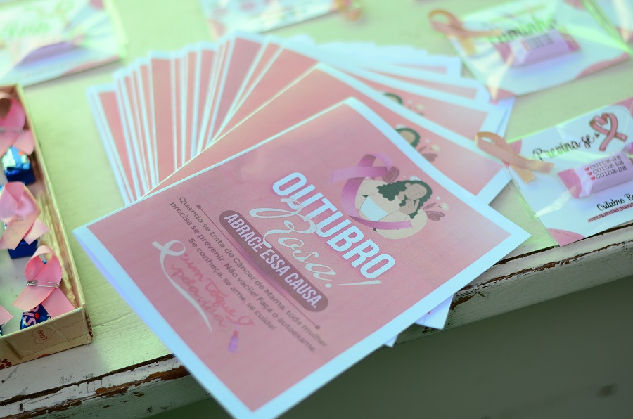 Outubro Rosa: Mãe Luzia coordena programação de prevenção ao câncer de mama para profissionais da unidade