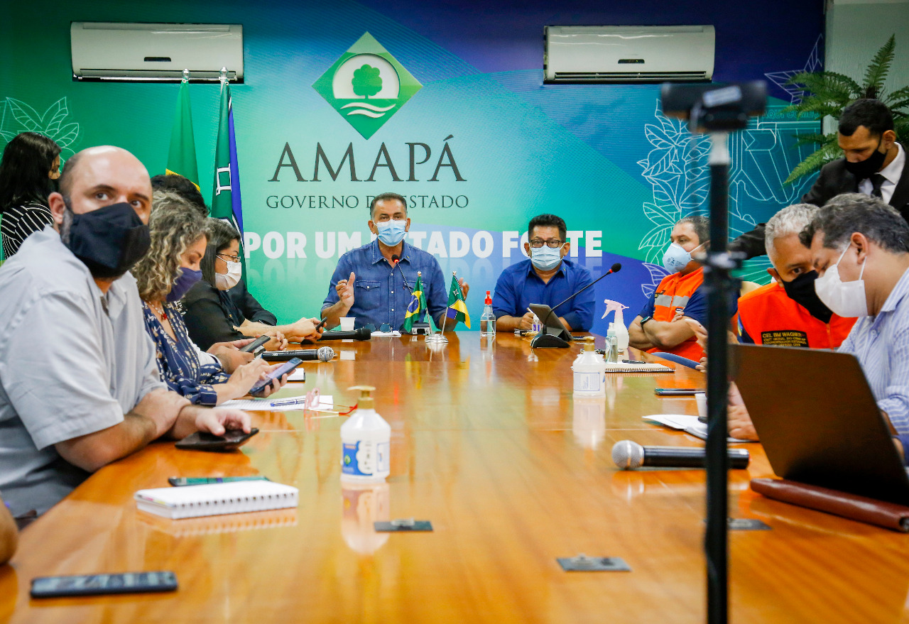 Waldez e prefeitos alinham plano para retomada das aulas; Estado alerta sobre variante da covid-19