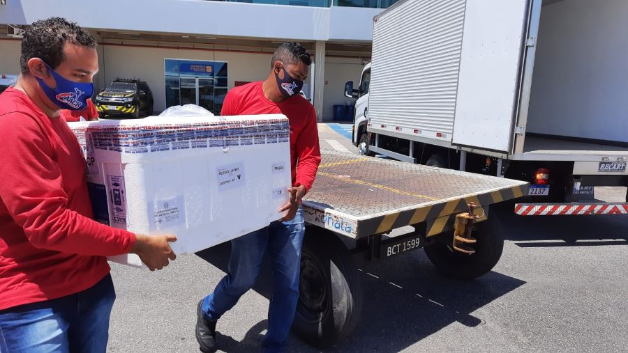 Covid-19: Amapá recebe 27.320 doses de vacinas no fim de semana