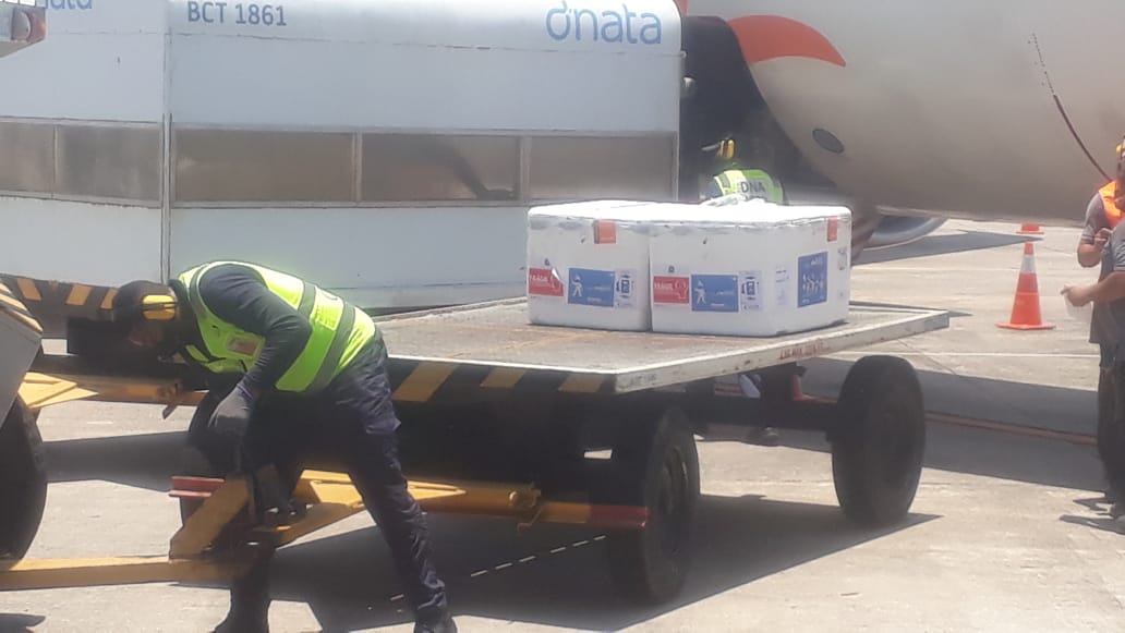 Amapá recebe mais 24,4 mil doses de vacinas neste sábado