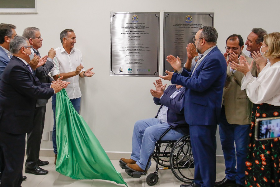 Waldez e Bancada Federal inauguram oficialmente a 1ª etapa do Hospital Universitário