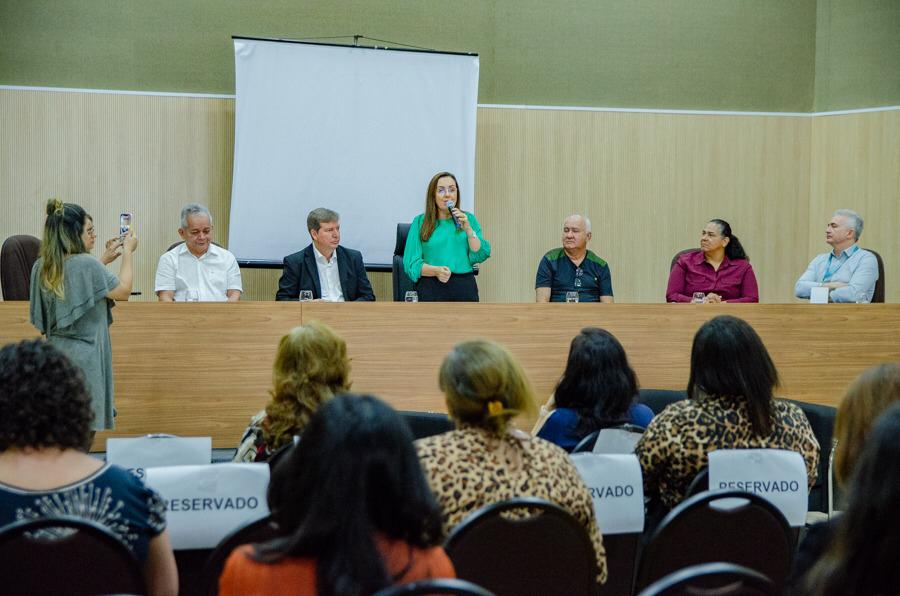 Sesa reúne gestores e técnicos em fórum sobre descentralização do SUS no Amapá