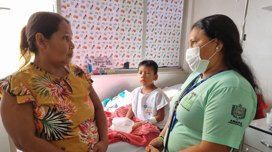 Pacientes indígenas do AP contam com intérpretes para ajudar na comunicação durante atendimento nos hospitais