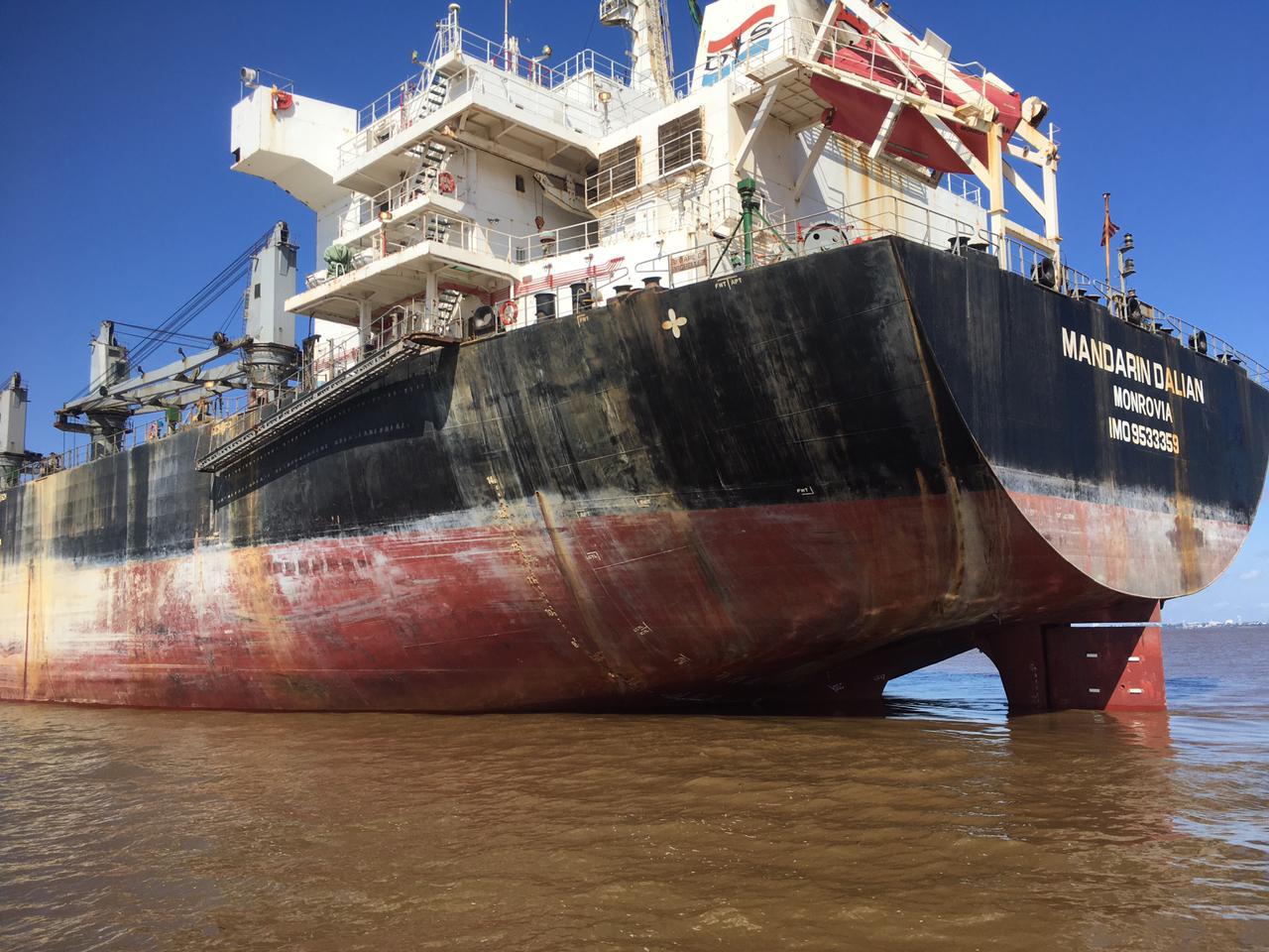 Equipes do Governo do Amapá fiscalizam isolamento de tripulação com Covid em navio