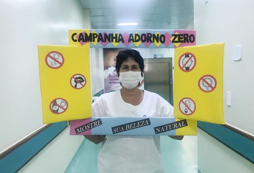 Maternidade Bem Nascer: não uso de acessórios como joias e bijuterias é tema de campanha para evitar infecção hospitalar
