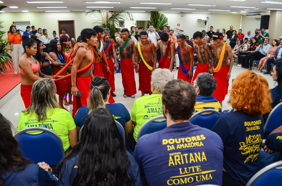 Governador Clécio Luís lança ação 'Mais Sorrisos' com os Doutores da Amazônia para atender cerca de 1,8 mil indígenas Wajãpi