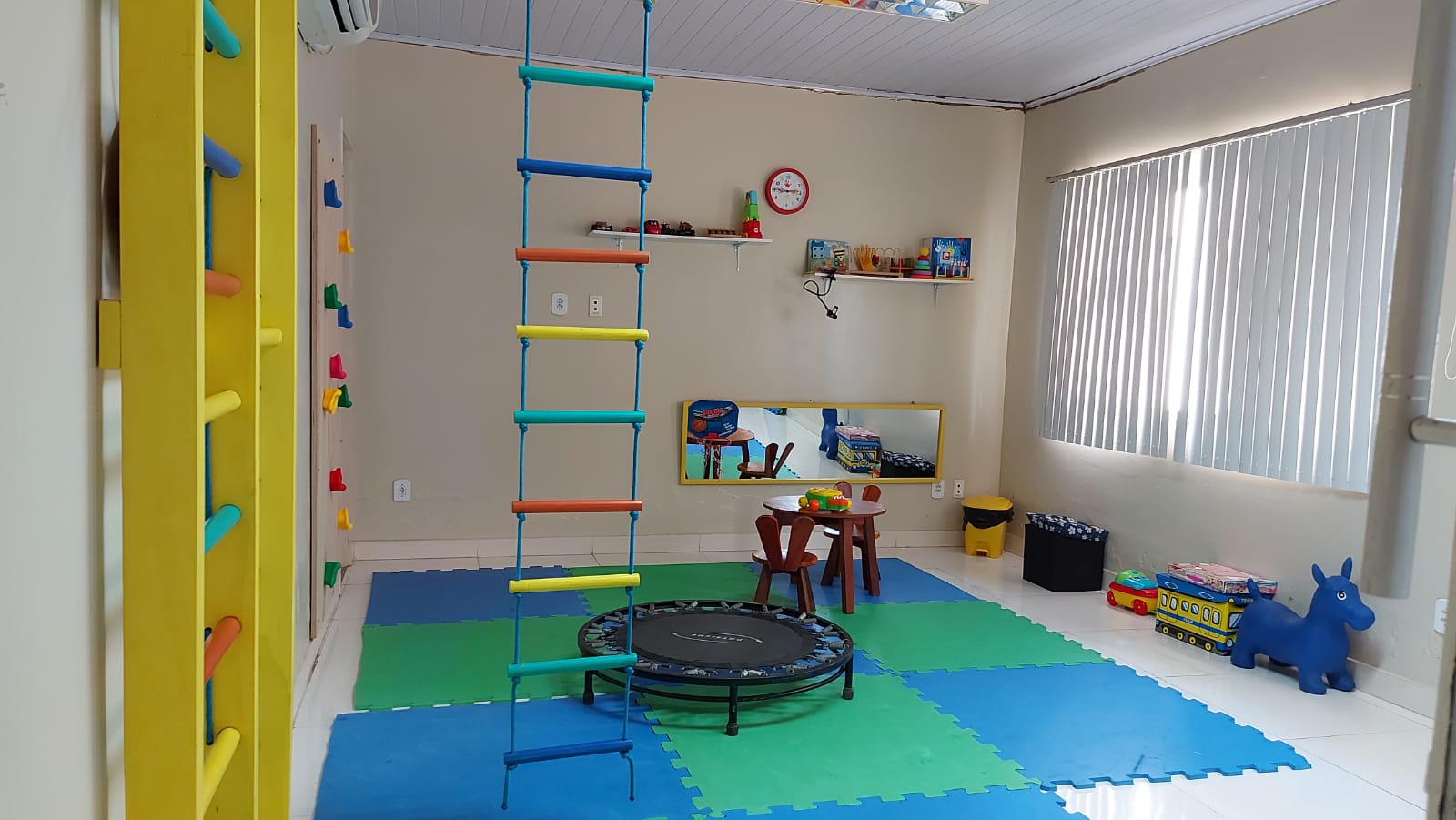 Em Laranjal do Jari, Centro Especializado oferta atendimento para crianças autistas