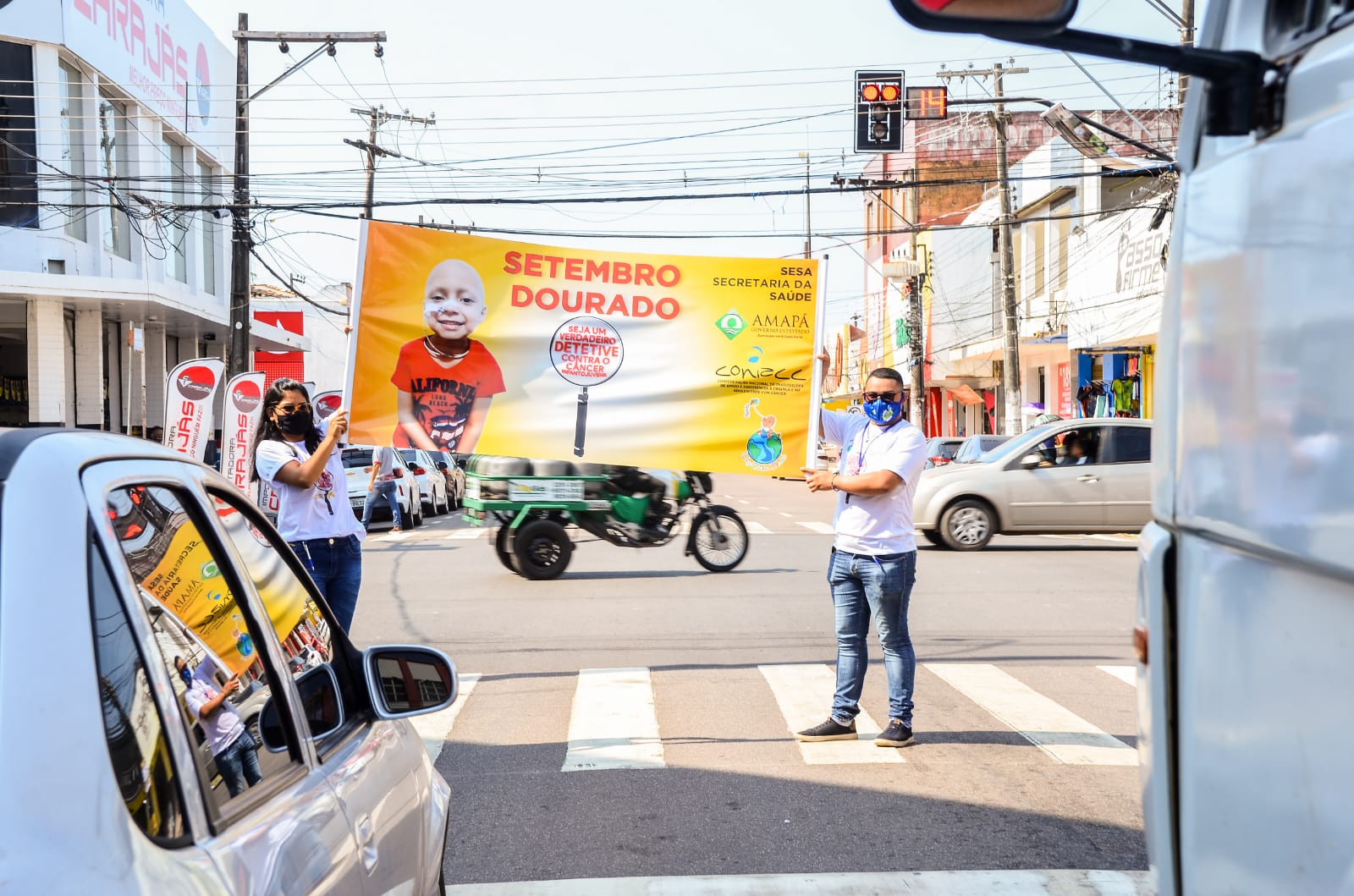 Setembro Dourado: Governo realiza blitz educativa para conscientizar sobre o câncer infantojuvenil