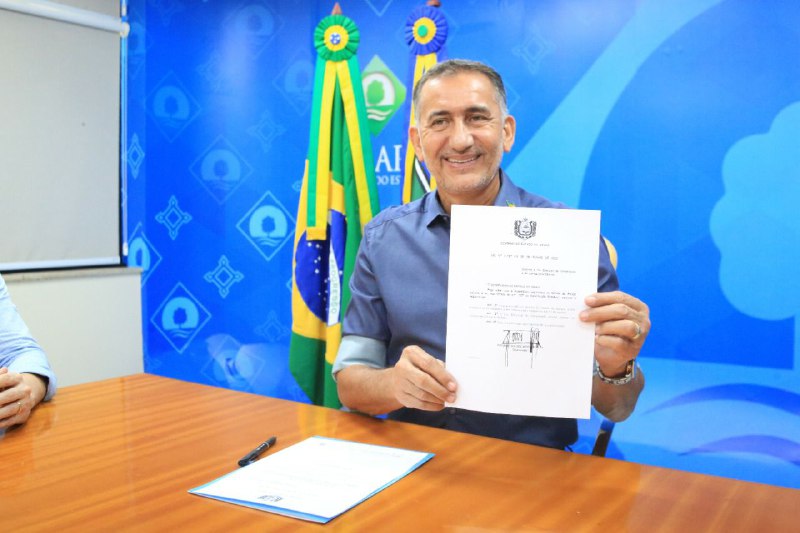 Waldez sanciona lei que institui o Dia Estadual do Ostomizado