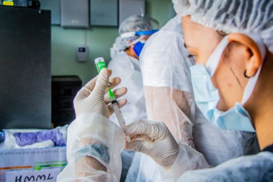 Governo do Amapá realiza vacinação contra influenza e sarampo no Hospital da Mulher Mãe Luzia