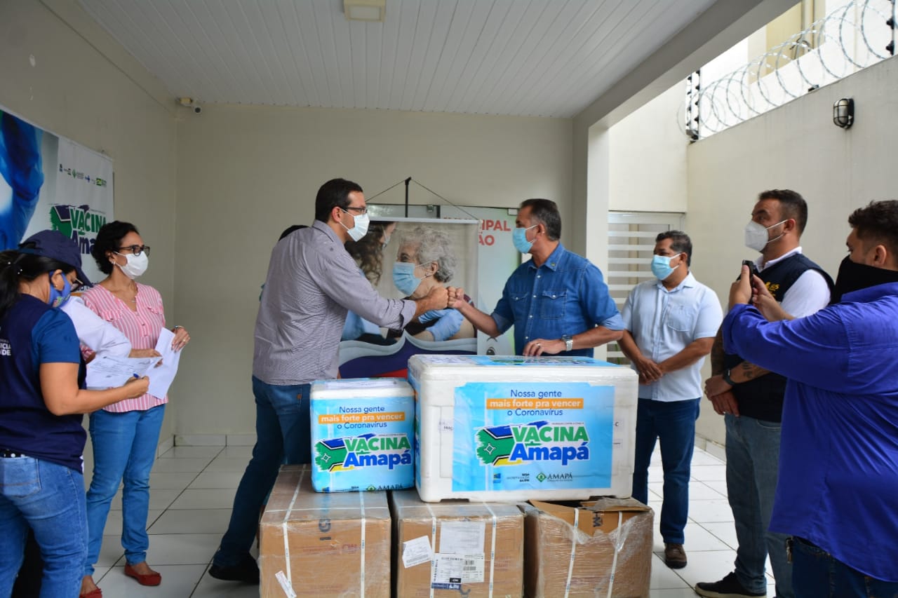 Covid-19: Estado inicia distribuição de vacinas aos municípios