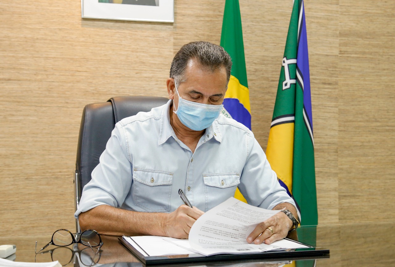 Governador Waldez solicita aquisição de 360 mil doses da vacina Coronavac