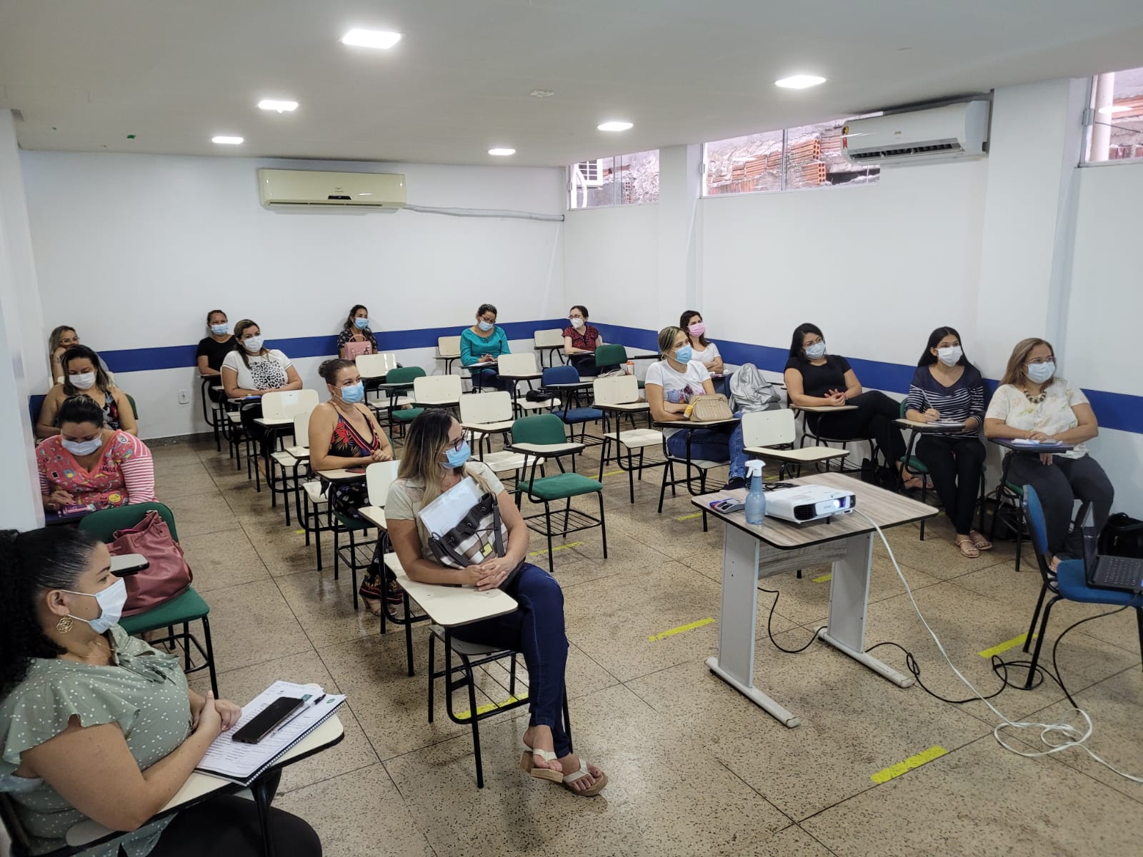 Governo do Amapá oferta 60 vagas para profissionais de saúde em qualificação sobre cuidados durante o pré-natal 