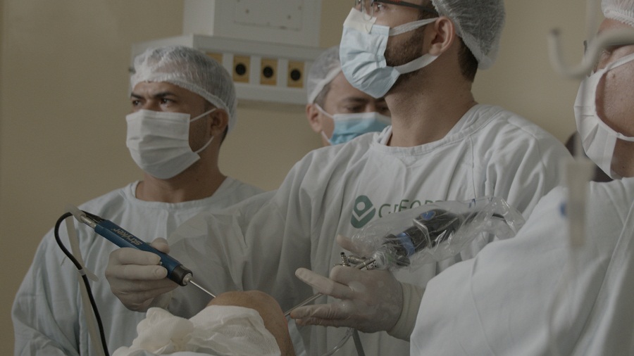 Governo do Estado realiza primeira cirurgia ortopédica de vídeo pelo SUS no Amapá