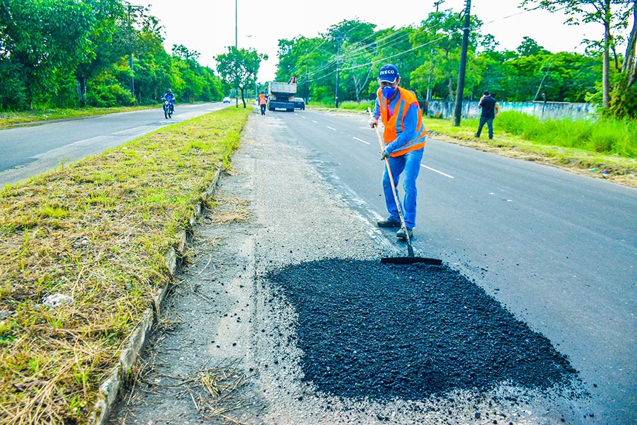 Governo realiza manutenção nas rodovias JK e Duca Serra