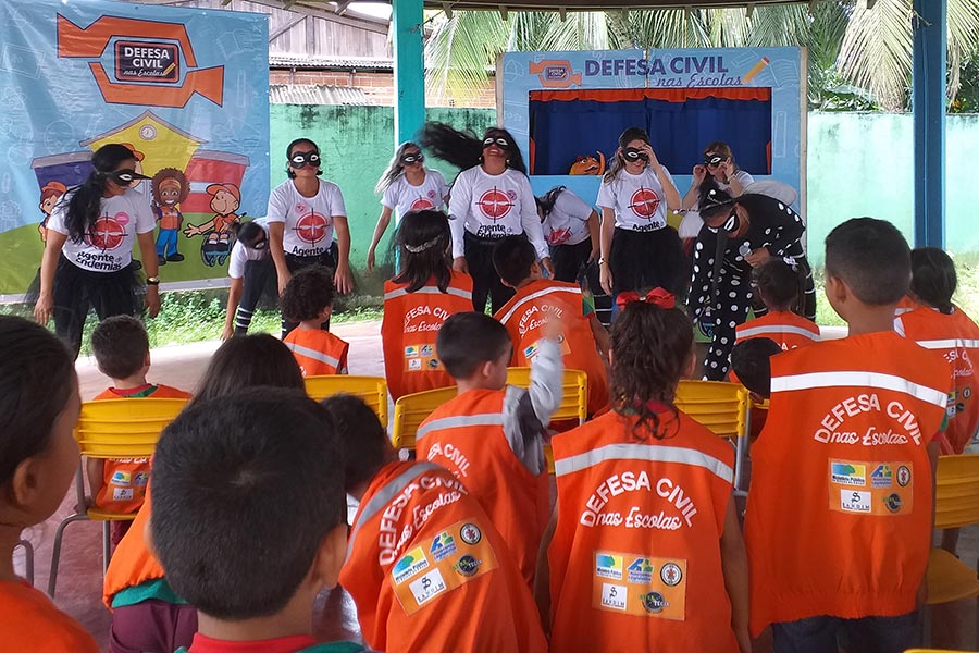 Ação contra o Aedes nas escolas chega à zona norte de Macapá