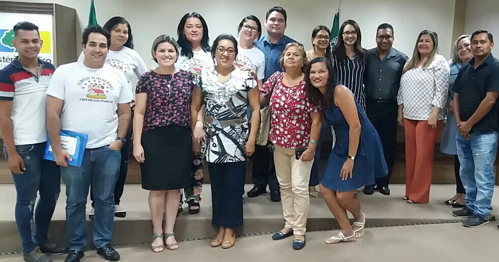 UM ATO DE AMOR - Tartarugalzinho implanta o programa “Famílias Acolhedoras” 
