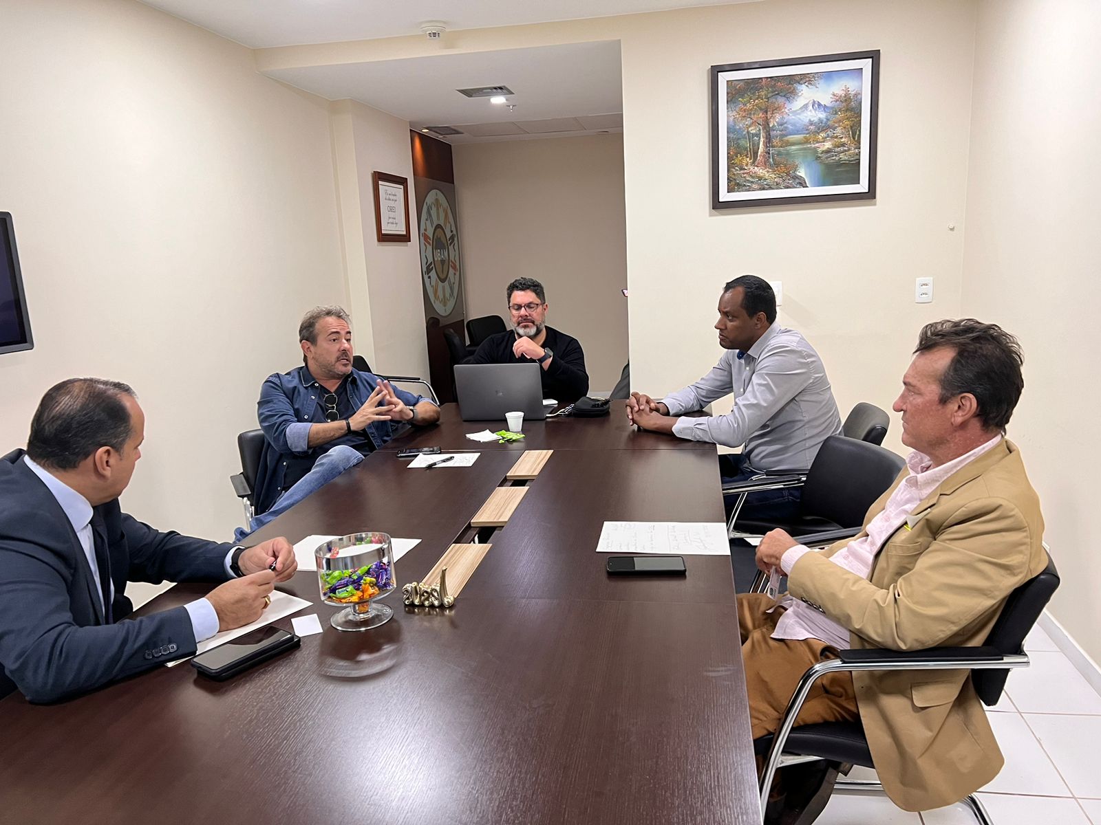 Vice-prefeito José Orlando visita a UBAM